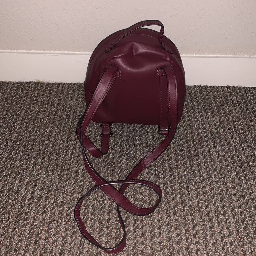 Reversible Strap Backpack/Purse - Picture 3 of 4